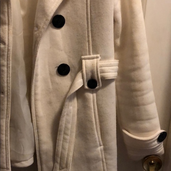 Coat - Picture 3 of 3